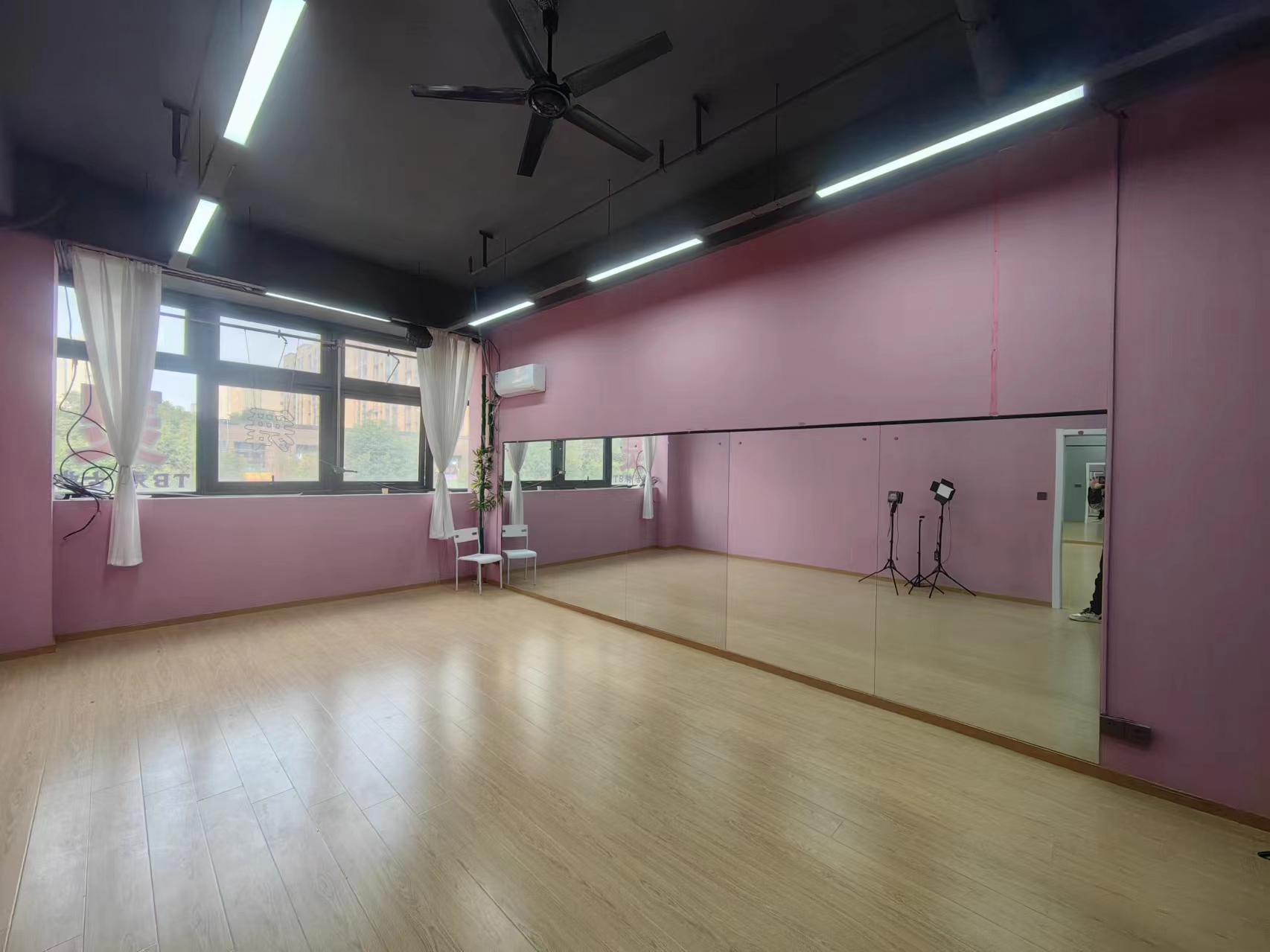 ���������װ���赸��ת��