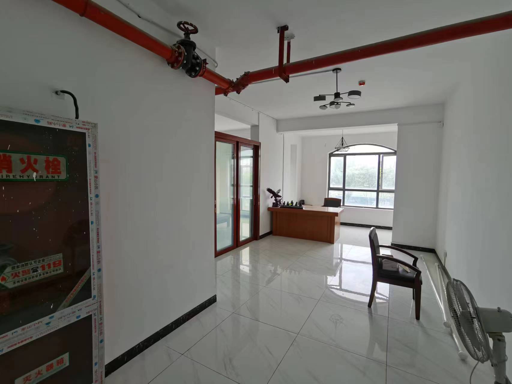 ��������С���ſ�˫�������ӵͼ�ת��