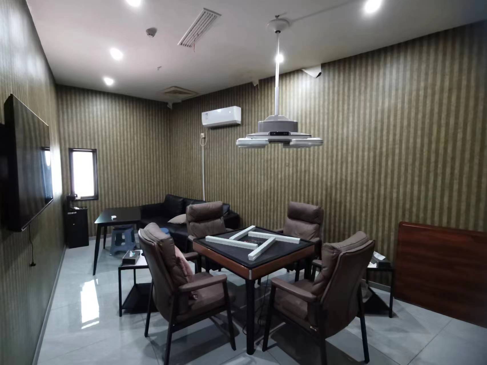 �±���������ת��