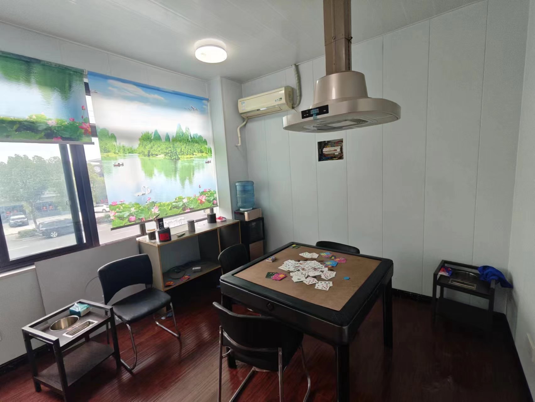 ��������С���ſڳ���ת��