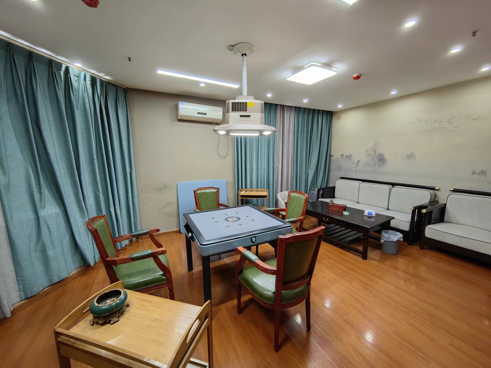 ��¥��㹫԰��װ��������ת��