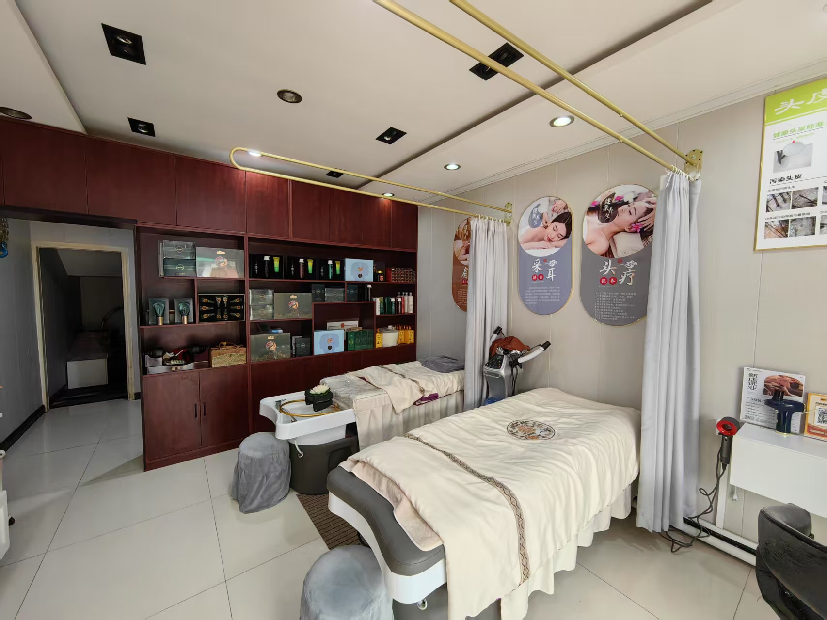 �±�������������������ת��