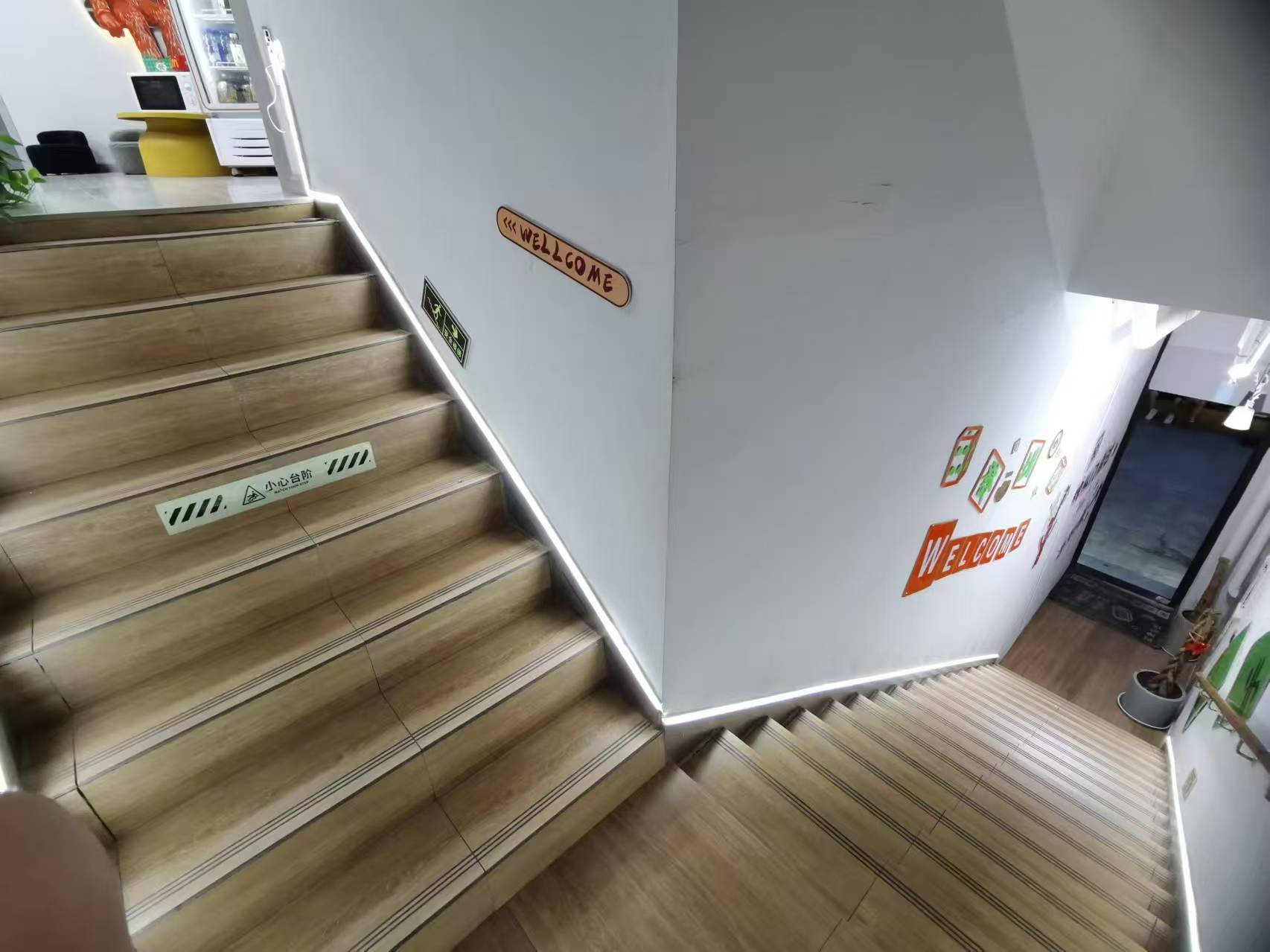 ��¥������ת��