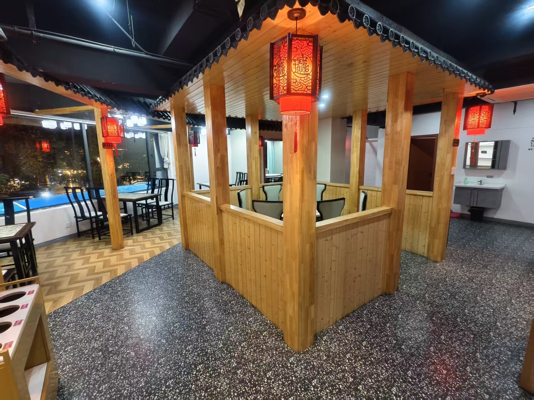 �±�������ת��